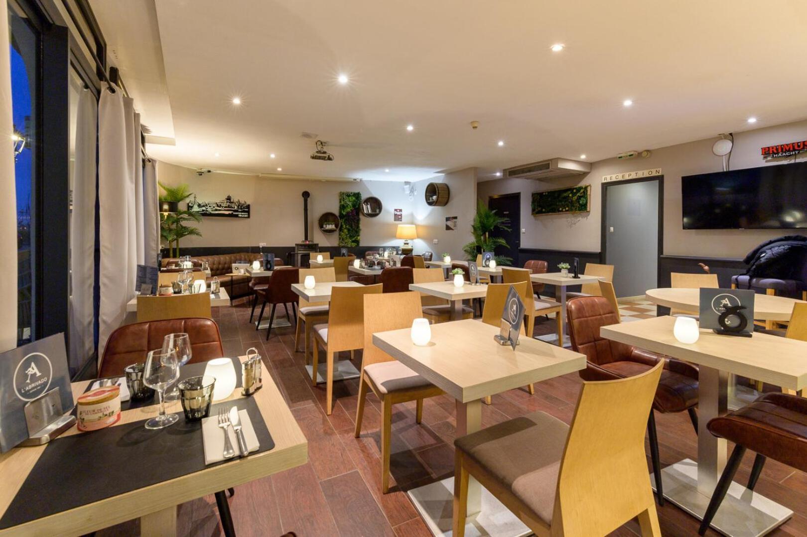 Abrivado Hotel Сен Мари де ла Мер Екстериор снимка