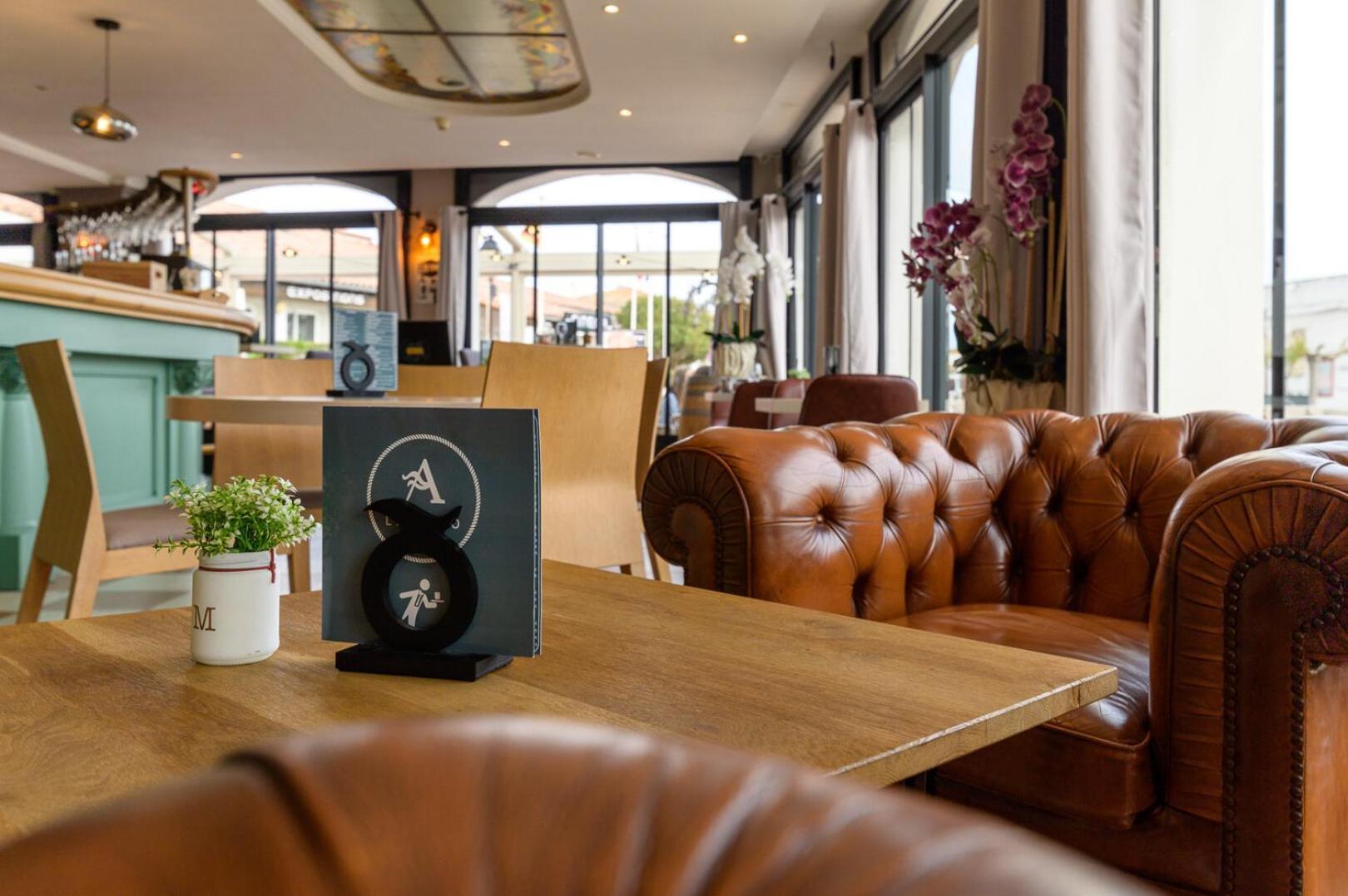 Abrivado Hotel Сен Мари де ла Мер Екстериор снимка