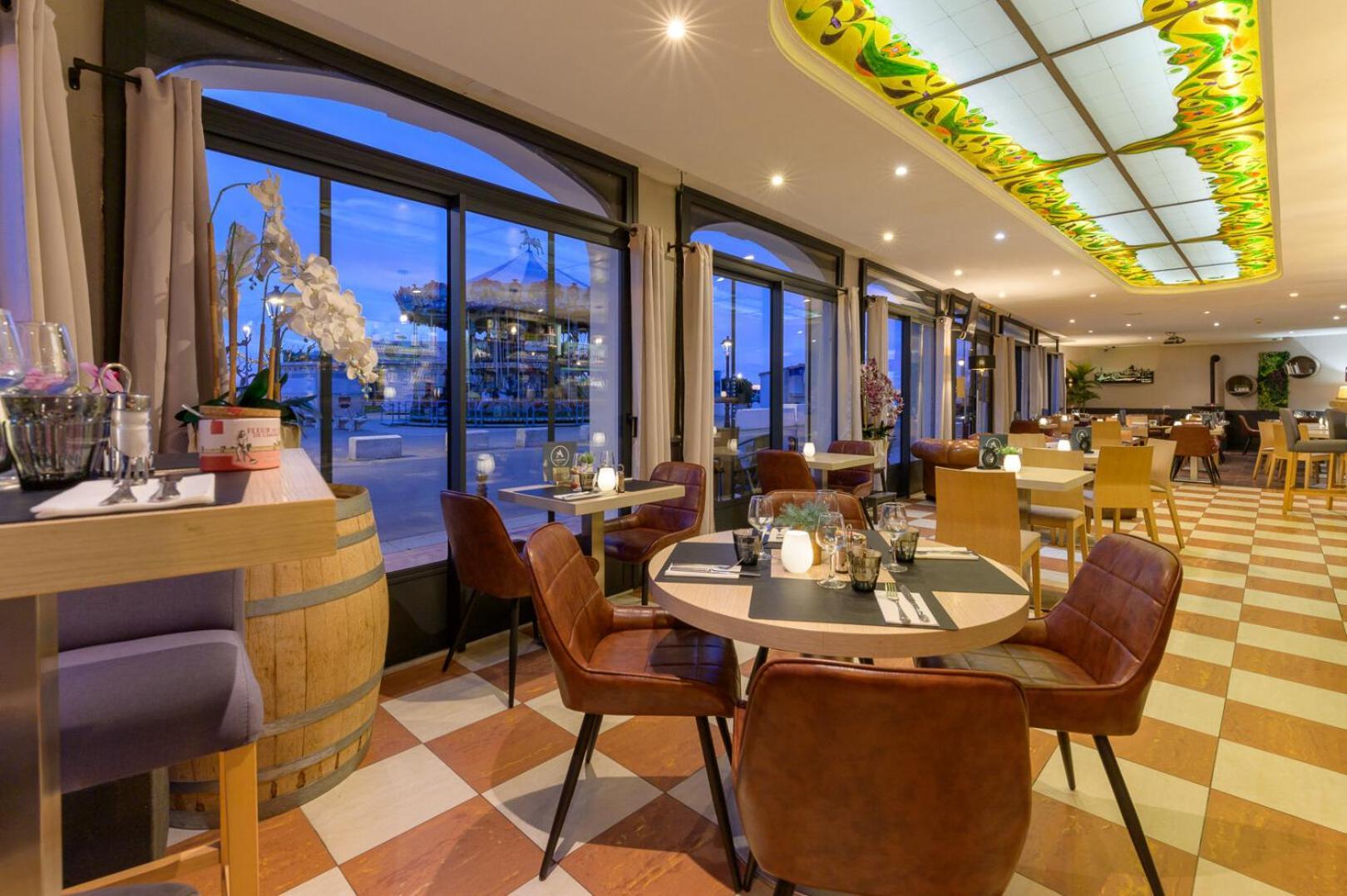 Abrivado Hotel Сен Мари де ла Мер Екстериор снимка